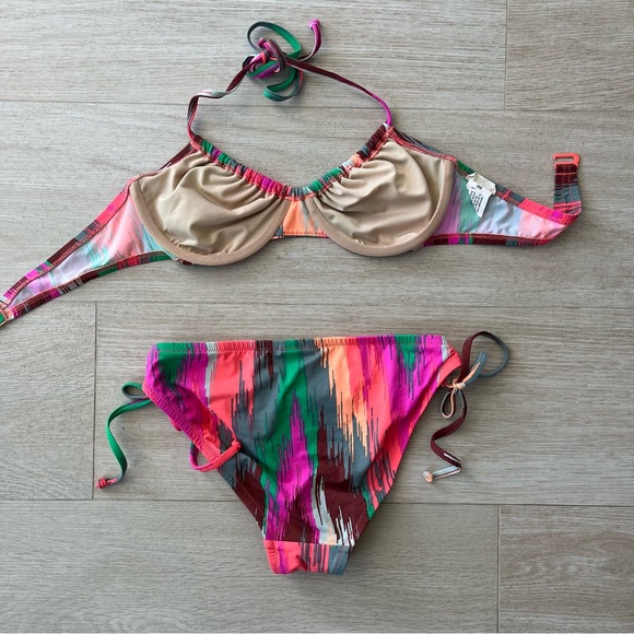 Madewell Electric Ikat Bikini set. Madewell J.Crew colorful bikini set. - Picture 2 of 10